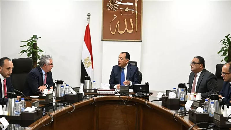 مدبولي يتابع مع رئيس اقتصادية قناة السويس نتائج زيارة الصين واستثمارات بقيمة 8.6 مليار دولار