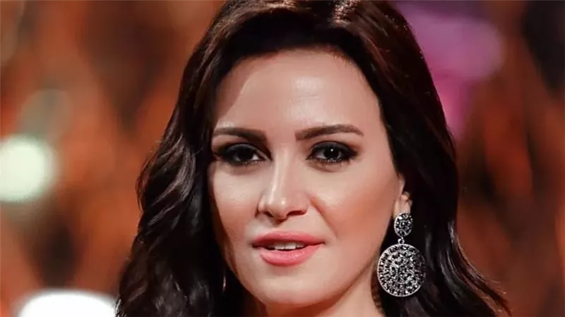 ريهام عبد الغفور أفضل ممثلة دراما بمهرجان همسة للآداب والفنون