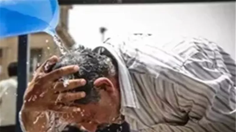 الأرصاد تحذر : اضطراب بالملاحة وحرارة مرتفعة غداً الخميس 28 اغسطس 2025