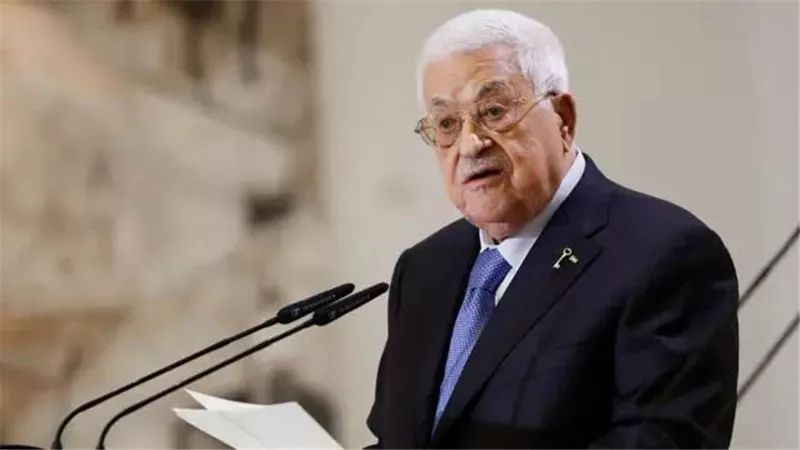 محمود عباس: السلطة الفلسطينية مستعدة لتولي إدارة قطاع غزة
