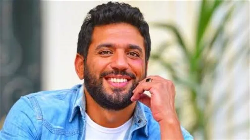 تزامنًا مع مباراة مصر وجيبوتي.. حسن الرداد يشجع منتخب مصر بطريقته الخاصة
