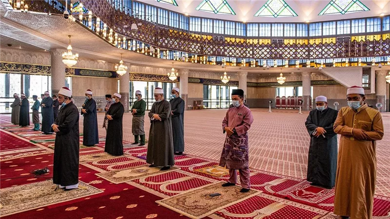 موضوع خطبة الجمعة اليوم عن إعلاء قيمة السعي والعمل
