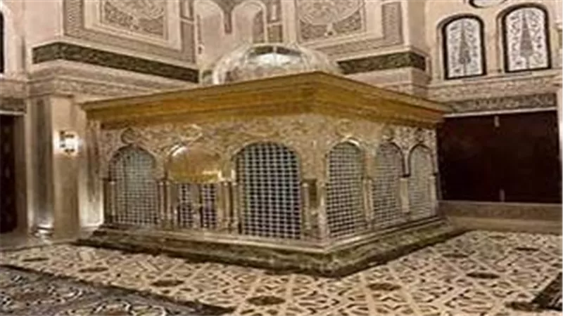 هل التوسل بآل البيت شرك؟.. الأزهر يوضح الحكم الشرعي