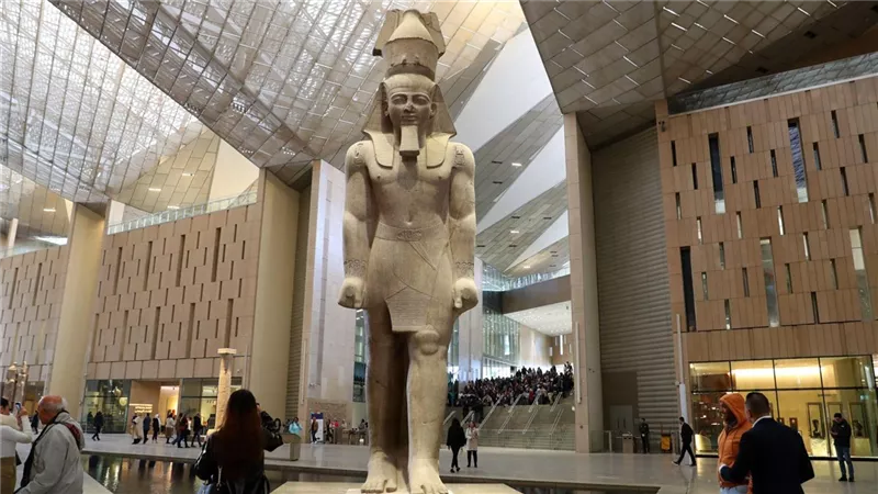 افتتاح المتحف المصري الكبير في 1 نوفمبر.. عرض أسطوري لتوت عنخ آمون