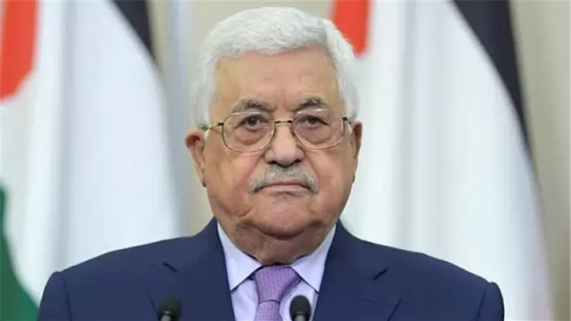 عباس يبحث مع الرئيس الكولومبي دعم الدولة الفلسطينية خلال زيارته لمصر