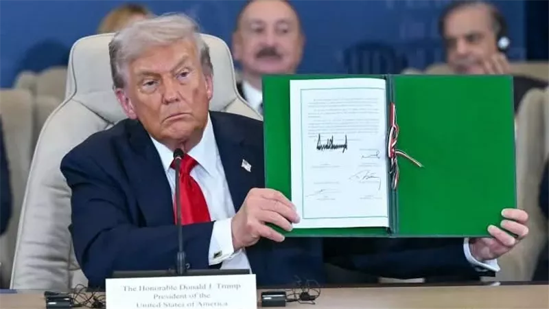 ترامب يعلن من شرم الشيخ إنهاء حرب غزة وتوقيع اتفاق سلام تاريخي