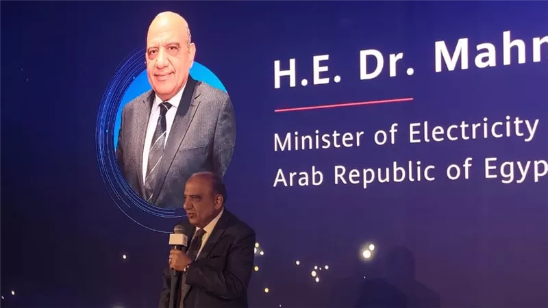 وزير الكهرباء: الاستفادة من التقنيات المتقدمة والشراكات الدولية لدمج مصادر الطاقة المتجددة وضمان أمنها