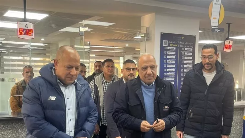  وزير الكهرباء يتفقد مركز خدمة المواطنين ومحطة محولات بورفؤاد بمحافظة بورسعيد