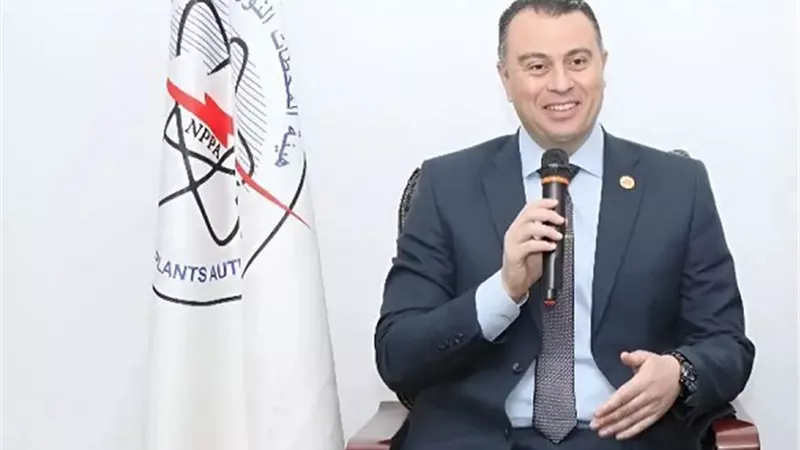 رئيس هيئة المحطات النووية يهنئ الأقباط بعيد الميلاد المجيد
