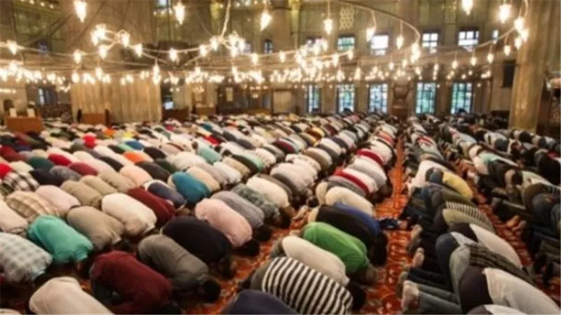 عشان تلحق الخطبة.. ننشر مواقيت الصلاة اليوم الجمعة 5 ديسمبر 2025
