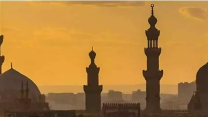 قبل الأذان بدقائق .. مواقيت الصلاة في محافظات مصر اليوم الأربعاء