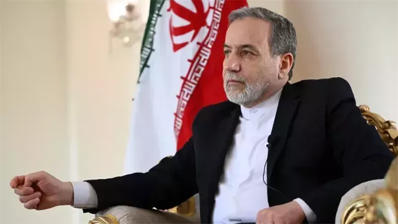 إيران تهدد باستهداف المنشآت الأمريكية في المنطقة حال تعرضها لهجوم