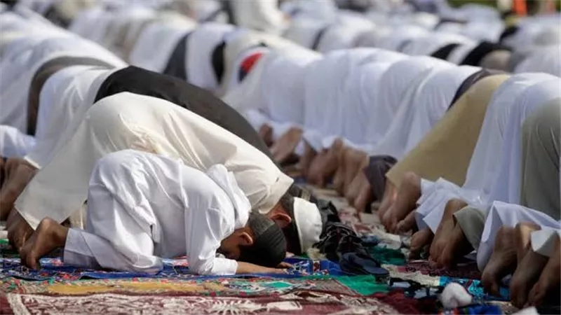 ضوابط صلاة عيد الأضحى 2026 في مصر..تجهيز 6843 ساحة وموعد الصلاة الرسمي