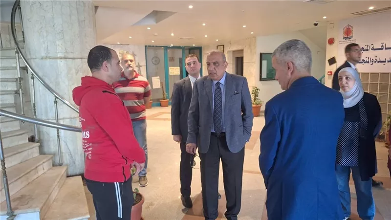 وزير الكهرباء يتفقد مبنى هيئة المحطات المائية ”سابقا” ويتابع تأهيله كمقر لـ”مرفق الكهرباء”
