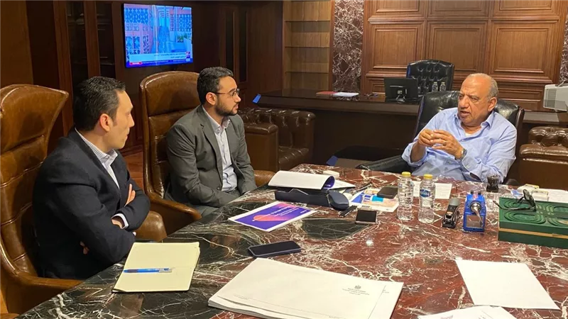 نحو التحول الأخضر.. وزير الكهرباء يبحث مع سكاتك مشروعات طاقة متجددة بقدرة  3600 ميجاوات