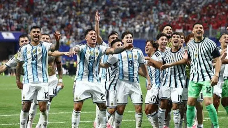 بث مباشر مباراة الأرجنتين ضد إنجلترا في كأس العالم 2026..الموعد والقنوات الناقلة 