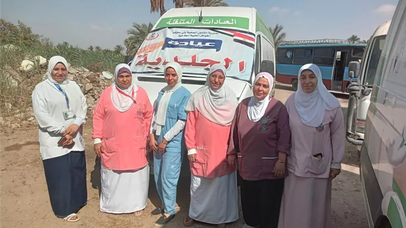 قافلة طبية مجانية تقدم 2300 خدمة لأهالي قرية علي زيدان ببنى سويف