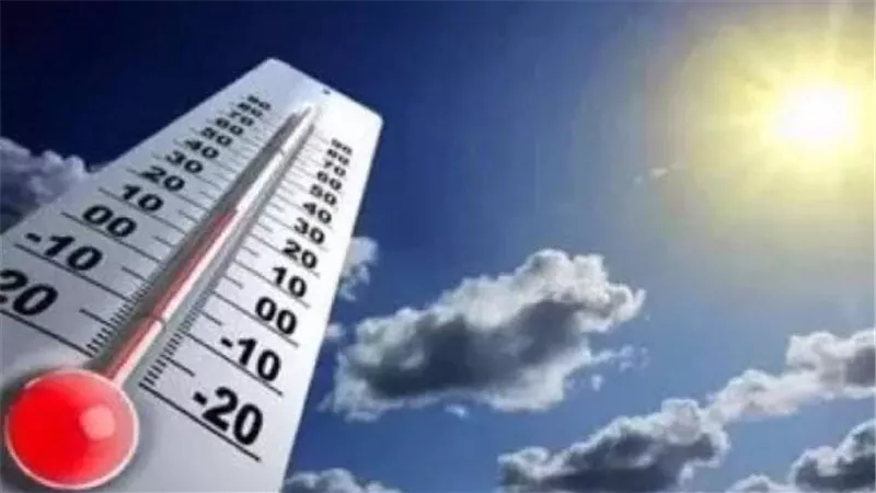 الأرصاد تعلن موعد انكسار الموجة الحارة في مصر.. انخفاض الحرارة بالقاهرة إلى 37 درجة
