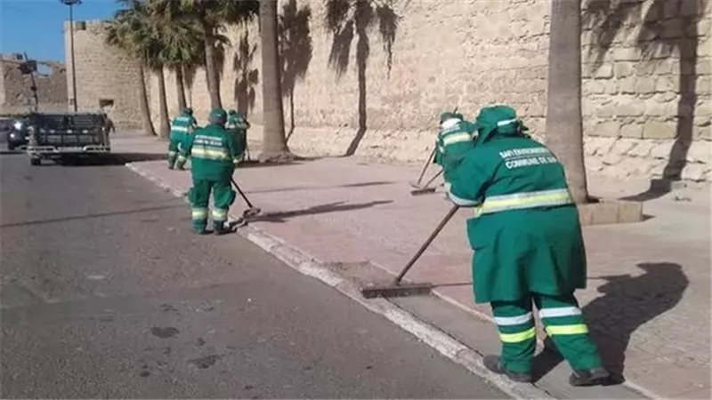 قرار جديد من محافظ الشرقية بشأن مواعيد عمل عمال النظافة لمواجهة الموجة شديدة الحرارة