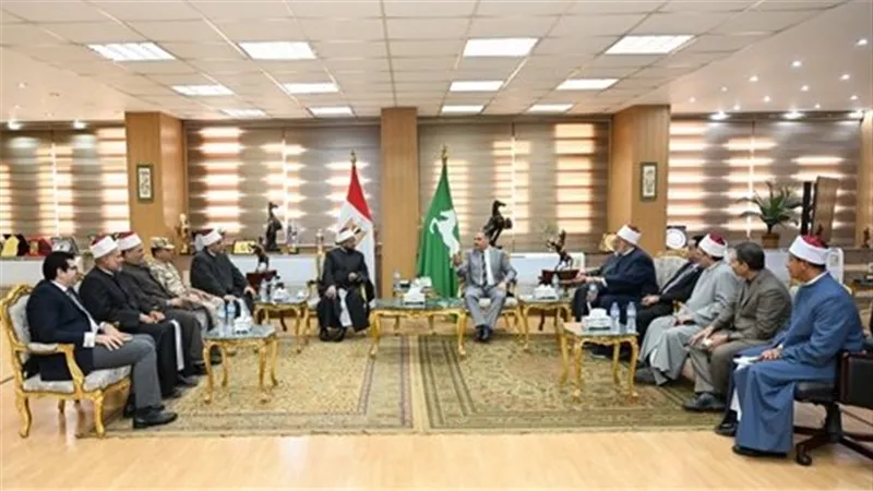 محافظ الشرقية: الأزهر سيظل منارة للعلم والفكر المستنير وحصنا راسخا للهوية الدينية