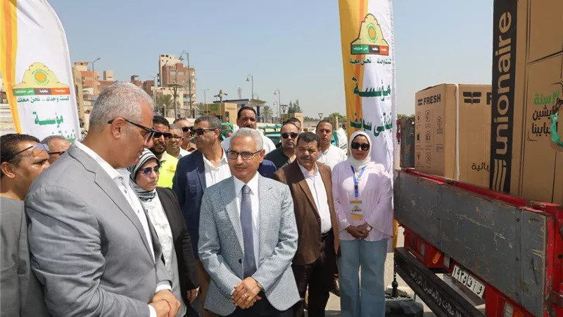 محافظ بني سويف يشهد إحتفالية تجهيز 20 فتاة من المُقبلات على الزواج