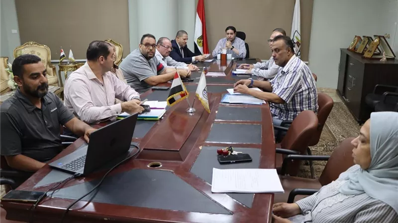 نائب محافظ بني سويف يعقد اجتماعاً لمتابعة العمل بملف تقنين أملاك الدولة 