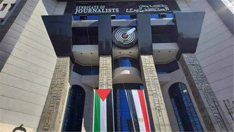 نقابة الصحفيين تستنكر سلوك فتاة واقعة أوبر: ليست صحفية وغير مقيدة بجداول النقابة