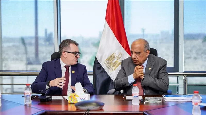 وزيرا الكهرباء والتخطيط يبحثان خطة الاستثمارات العامة وتوفير التمويلات المبتكرة لمشروعات الطاقة