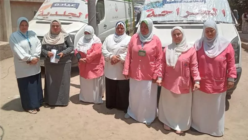 قافلة بصفط الشرقية ببنى سويف تقدم 2903 خدمة والكشف على 900 حالة