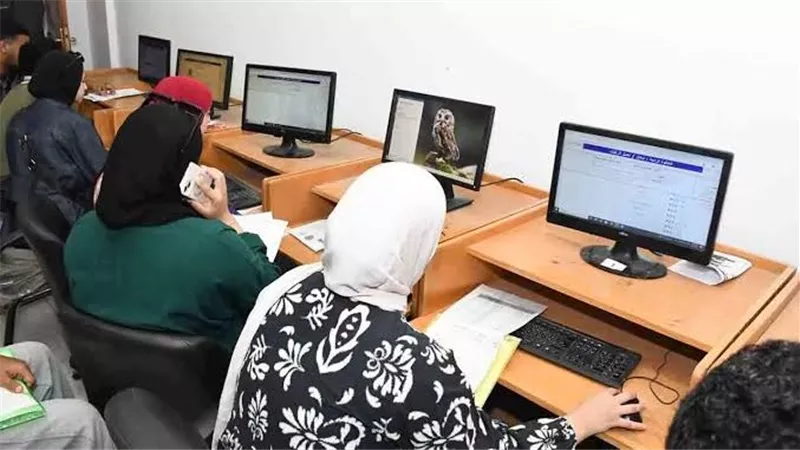 غدًا.. انتهاء تسجيل طلبات تقليل الاغتراب لطلاب الثانوية العامة 2026