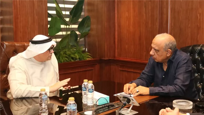 وزير الكهرباء يبحث مع مصدر الإماراتية تعزيز التعاون بمشروعات الطاقة فى مصر