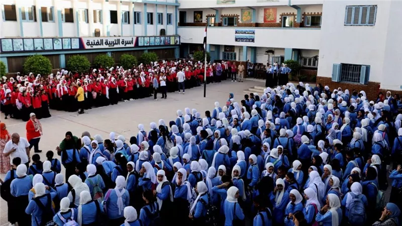 حقيقة تعطيل الدراسة غدًا بسبب الموجة الحارة.. التعليم تحسم الجدل