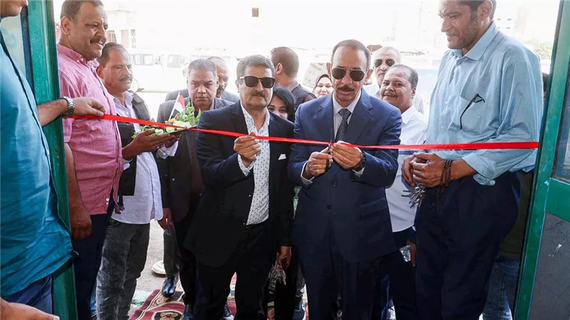 محافظ سوهاج يفتتح معرض منتجات شركة النيل للزيوت والمنظفات ويوجه بالتسويق الجيد لها بأسعار تنافسية