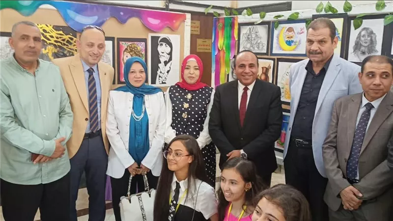 مدير تعليم سوهاج يتابع انتظام الدراسة والانضباط المدرسي بمدارس إدارة سوهاج التعليمية