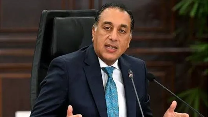 مدبولي: نصنع كرسي الأسنان في مصر بجودة عالمية ونصف تكلفة المستورد