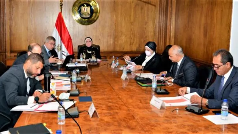 وزيرة التجارة والصناعة تترأس اجتماع مجلس ادارة مركز تحديث الصناعة
