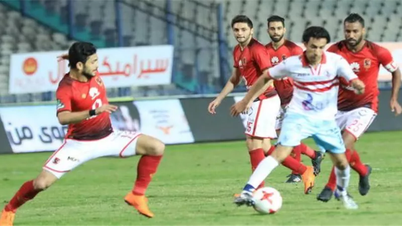 واحد شبه نفسه بميسي.. والتاني قال إنه أفضل من روبرتو كارلوس.. تعرف على أشهر ”الفشارين ” في الكرة المصرية