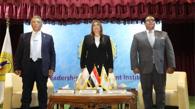 بالصور .. معهد إعداد القادة يشهد انطلاق برنامج إعداد معاونى أعضاء هيئة التدريس بالجامعات