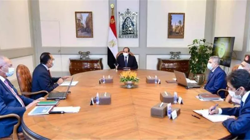عاجل.. بيان من الرئاسة بشأن هيئة قناة السويس
