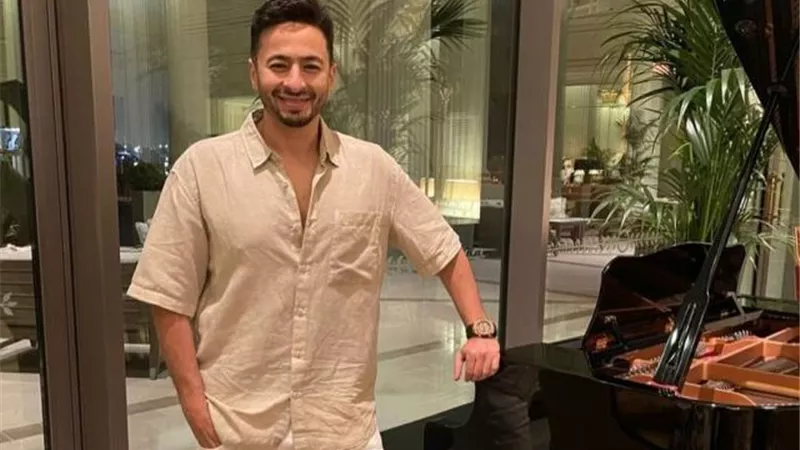 حمادة هلال يروج لأغنيته الجديدة من دبى