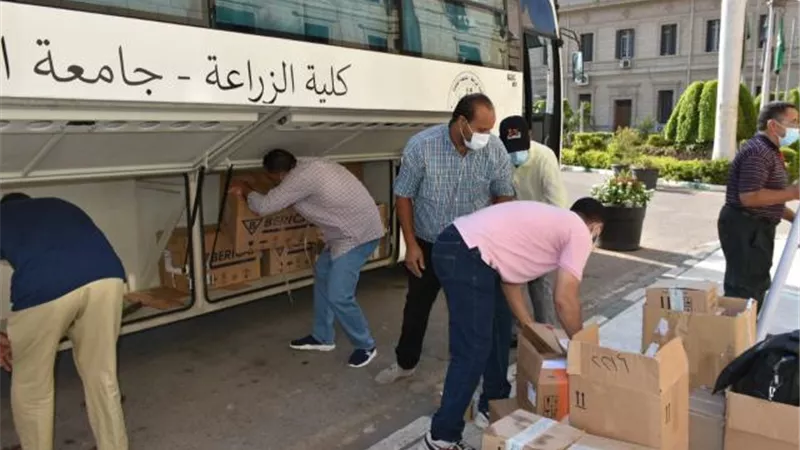 ضمن مبادرة ”حياة كريمة”.. انطلاق قافلة شاملة من جامعة القاهرة لمدينة الصف بالجيزة