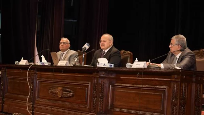 بالصور .. تفاصيل لقاء سعد الدين الهلالي بطلاب جامعة القاهرة