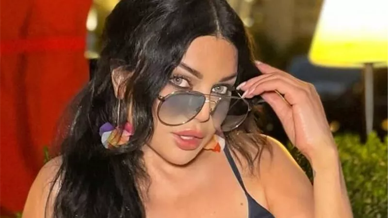 هيفاء وهبى بإطلالة جريئة فى أحدث ظهور لها