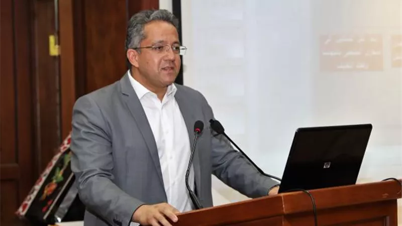 وزير السياحة يحذر الفنادق المخالفة لإجراءات مواجهة كورونا بالغلق الفوري