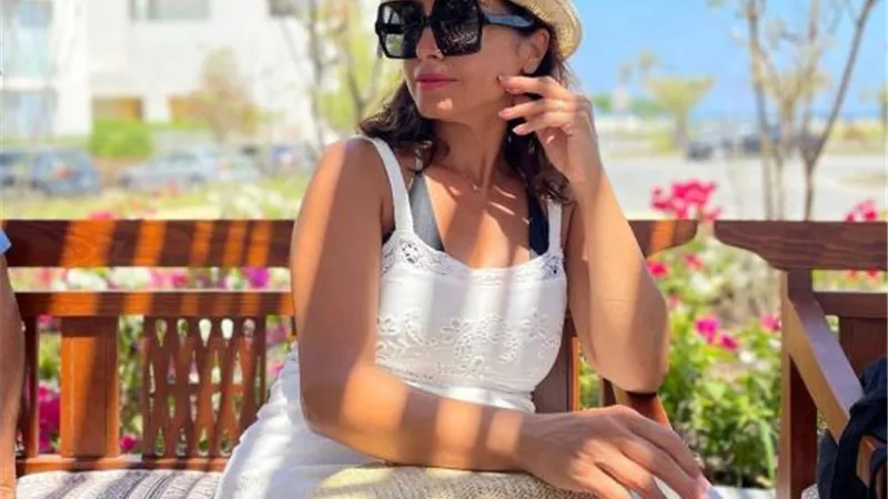 روجينا بإطلالة صيفية ساحرة عبر ”انستجرام”