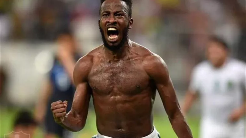 فهد المولد يواصل تغيبه عن تدريبات اتحاد جدة