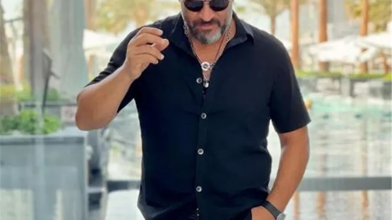 ماجد المصرى يخطف الأنظار بإطلالة رومانسية مع زوجته