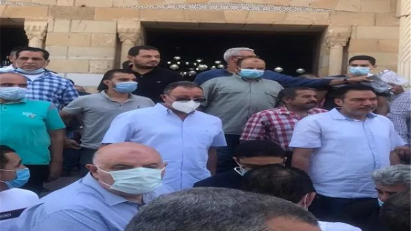 تشييع جثمان الراحل الإعلامي الكبير حمدى الكنيسى من مسجد الحصرى