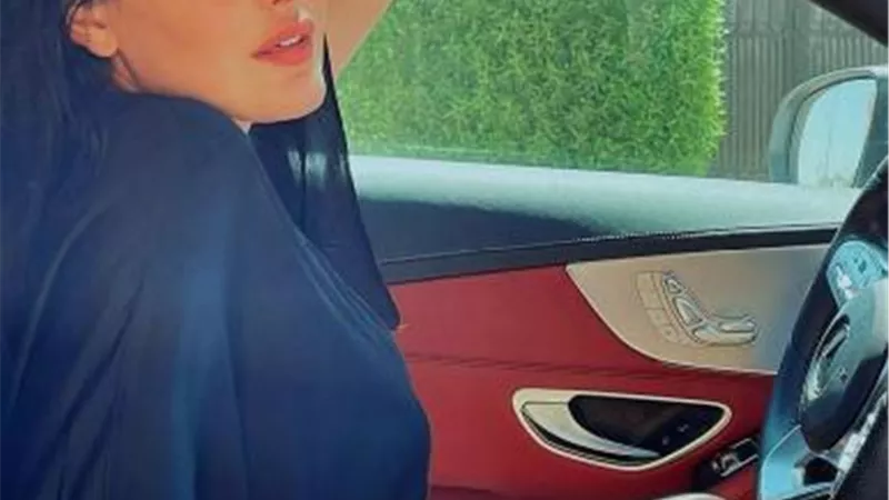 دارين حداد بإطلالة ساحرة في أحدث ظهور لها